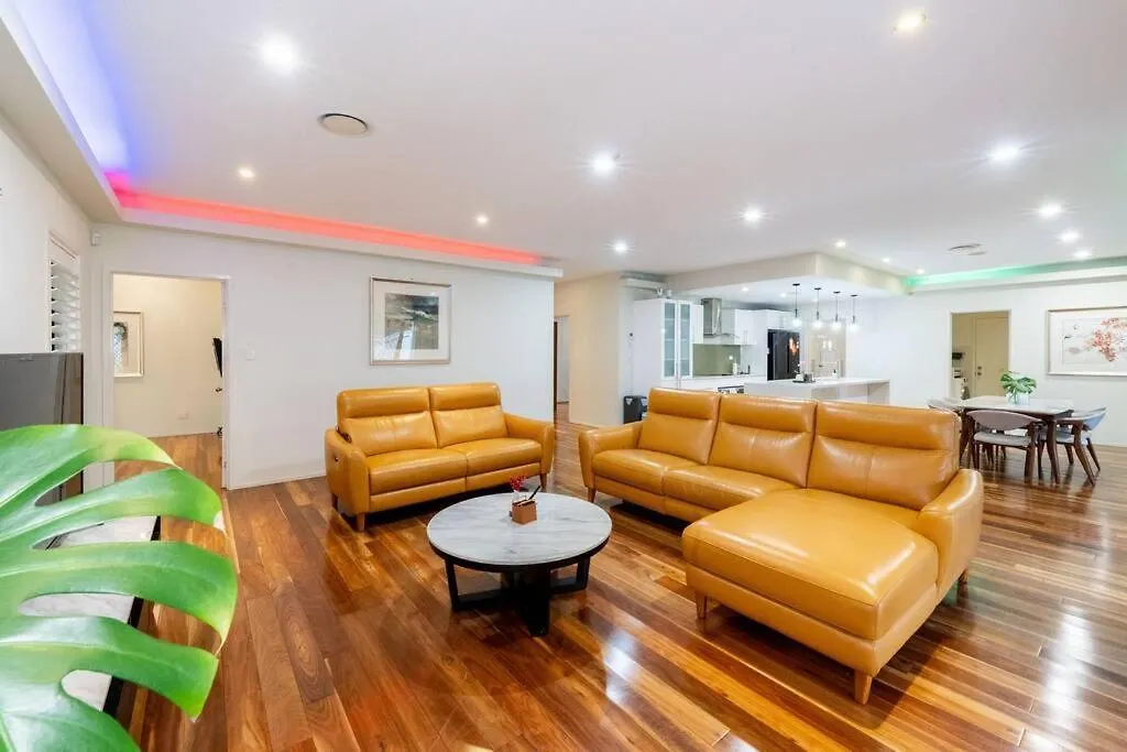 Spacious 5Br 3Ba Home W Parking And Yard In Sunnybank - S4 Брисбен 0*,