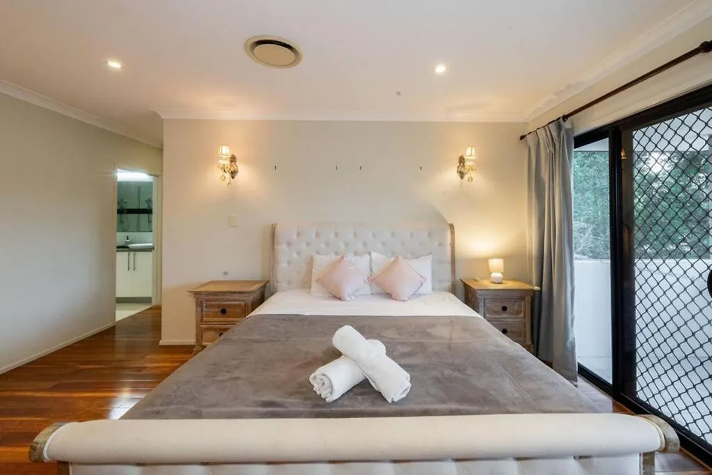 Spacious 5Br 3Ba Home W Parking And Yard In Sunnybank - S4 Brisbane